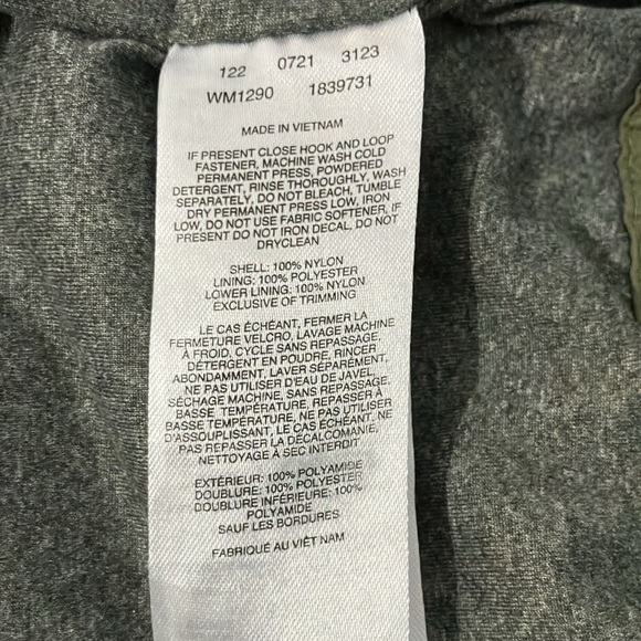 Columbia Men’s Small Olive Green Fully Lined Jacket - Spring/Fall - Like new - Picture 7 of 8